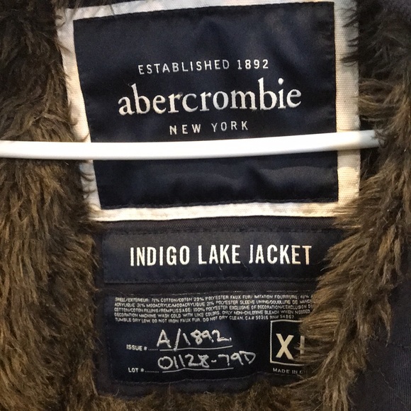 Faux fur lined Abercrombie lake jacket - Picture 3 of 6